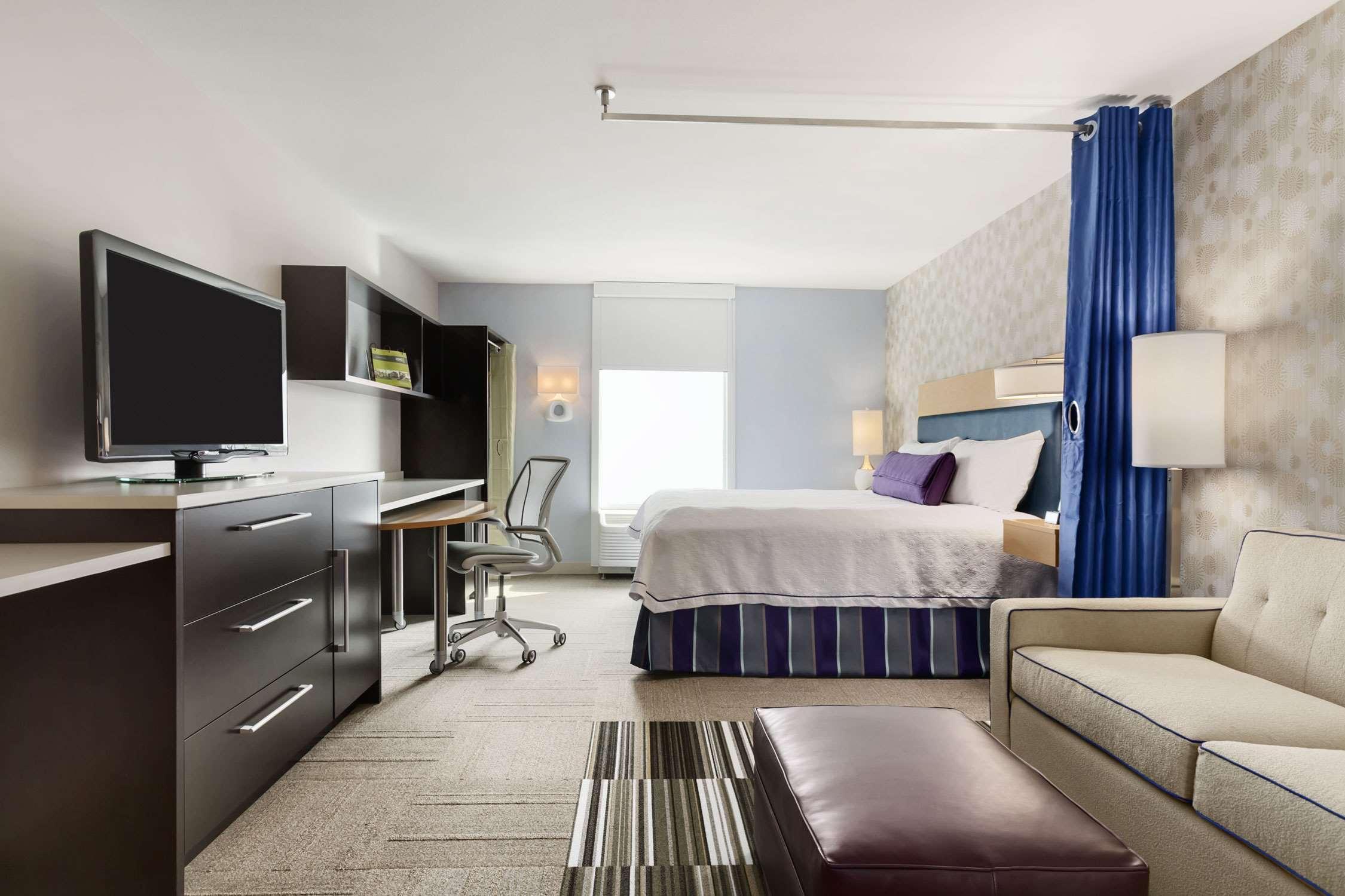 Home2 Suites By Hilton Philadelphia Convention Center Exterior photo