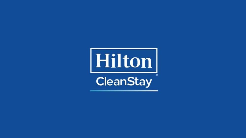 Home2 Suites By Hilton Philadelphia Convention Center Exterior photo