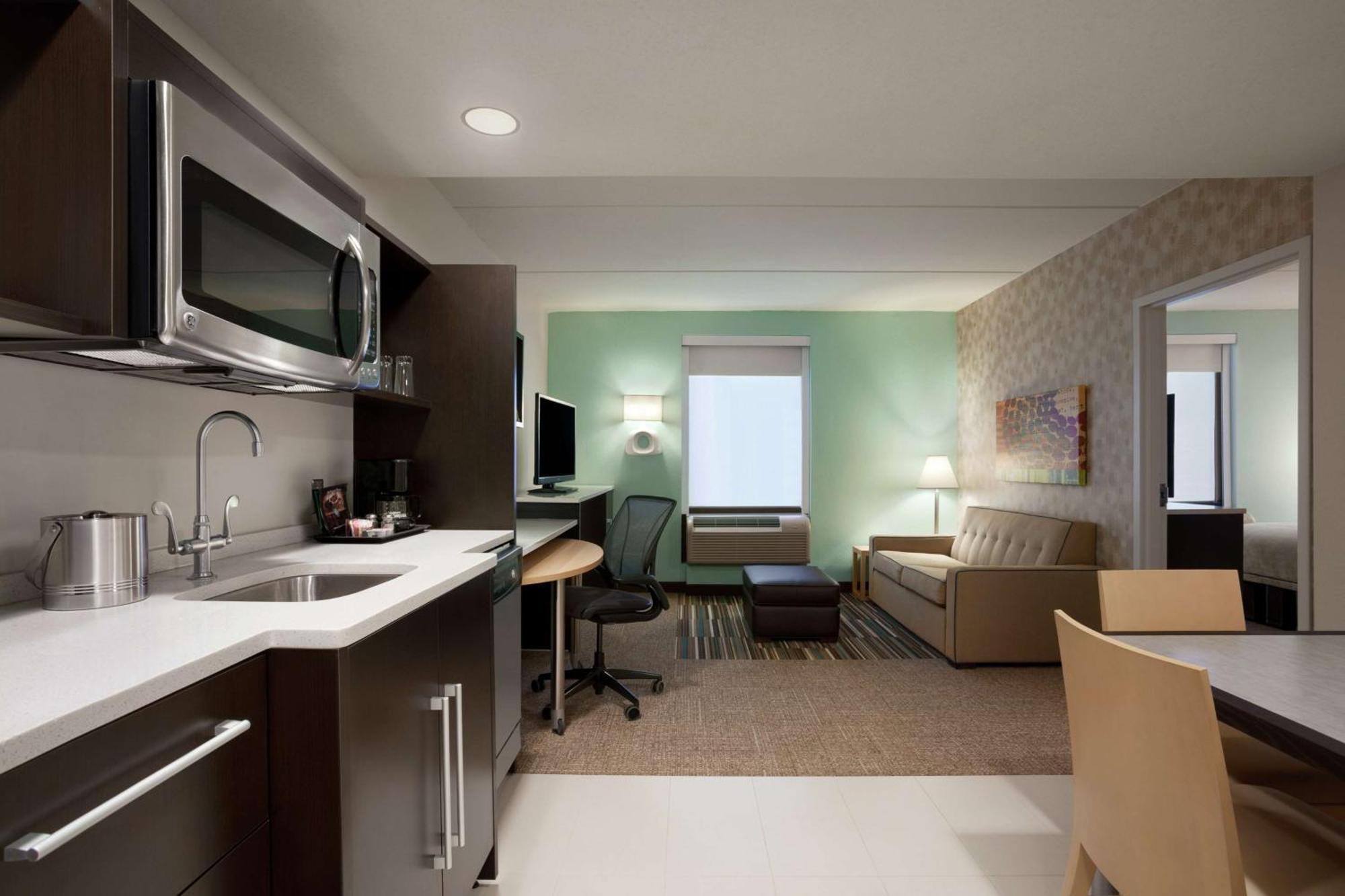 Home2 Suites By Hilton Philadelphia Convention Center Exterior photo