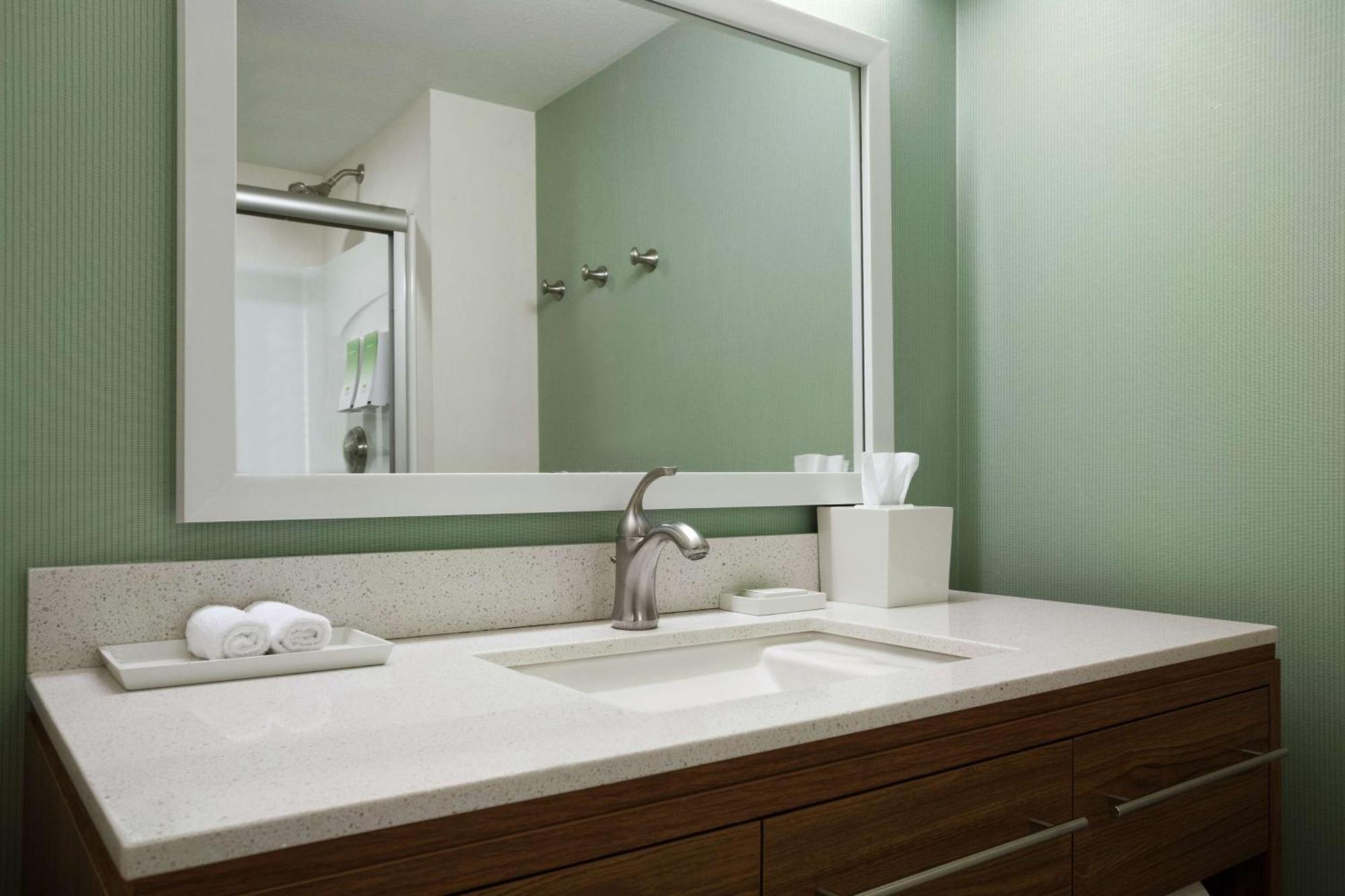 Home2 Suites By Hilton Philadelphia Convention Center Exterior photo