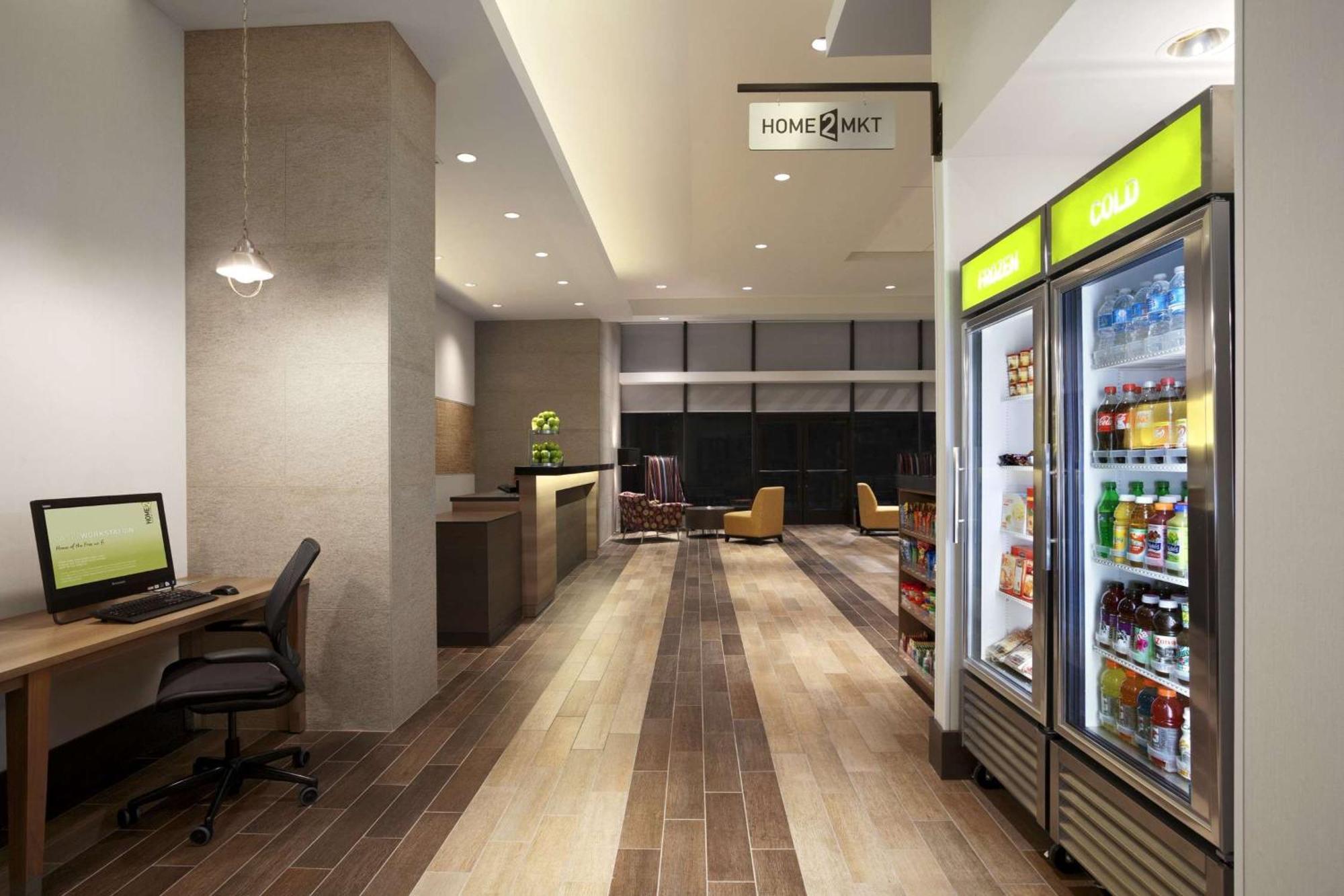 Home2 Suites By Hilton Philadelphia Convention Center Exterior photo