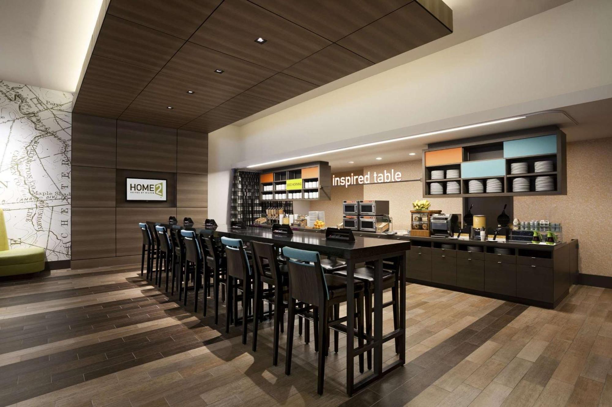 Home2 Suites By Hilton Philadelphia Convention Center Exterior photo